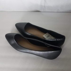 UNIVERSAL THREAD KORA BLACK SIZE 9.5